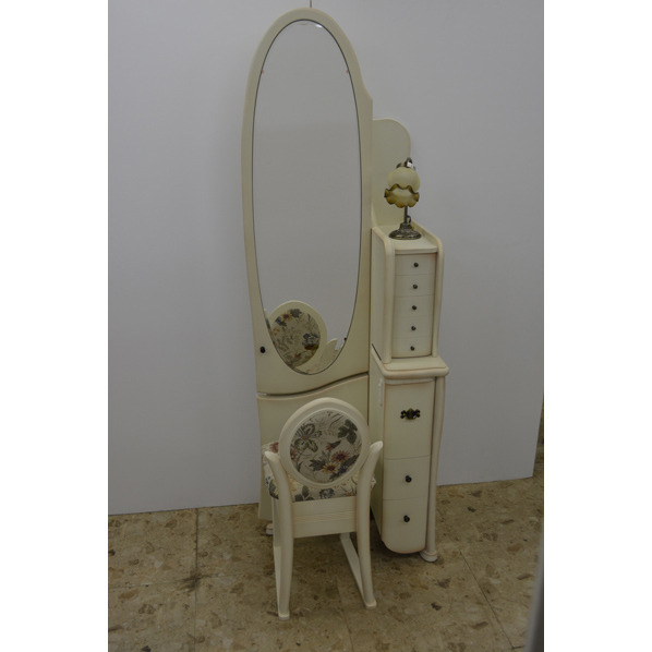 収納姿見ベルサイユ ホワイト色 - 鏡台・ドレッサーの専門店 大川の