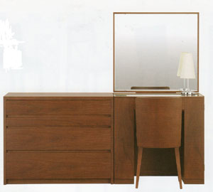 14crystal&plus chest900.jpg