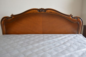 anntiqe bed frame.jpg