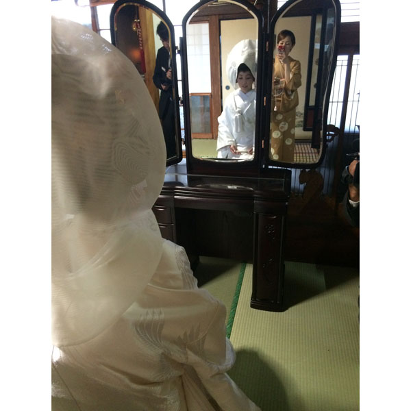 嫁ぐ日に嫁入り道具（鏡台）で身支度しました - 鏡台・ドレッサーの