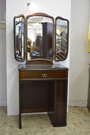 三面鏡ルック - 鏡台・ドレッサーの専門店 大川の田中鏡台店